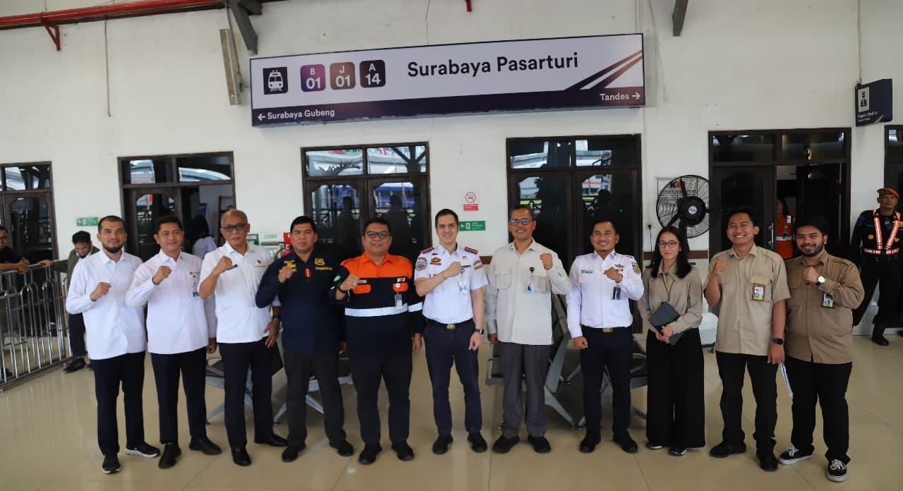 Kunjungi Pasarturi, Kantor Staf Presiden Puji Ketepatan Waktu Kereta