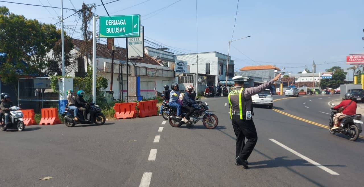Satlantas Polresta Banyuwangi Berperan Penting Dalam Menjaga Kamseltibcarlantas Arus Mudik Lebaran Ops Ketupat Semeru 2026