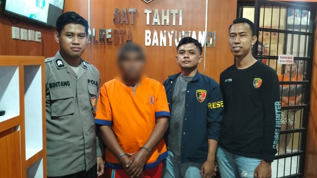 Peras Pemudik di Masjid Banyuwangi, Pria Bawa Pistol Ngaku Intel Polri Dibekuk Polisi