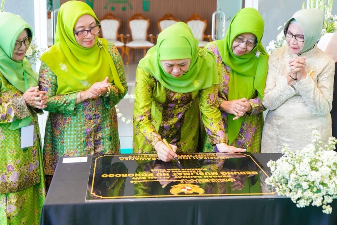 Tandai 40 Tahun Mengabdi, Gubernur Khofifah Resmikan Gedung Gus Dur di RSU Muslimat Ponorogo
