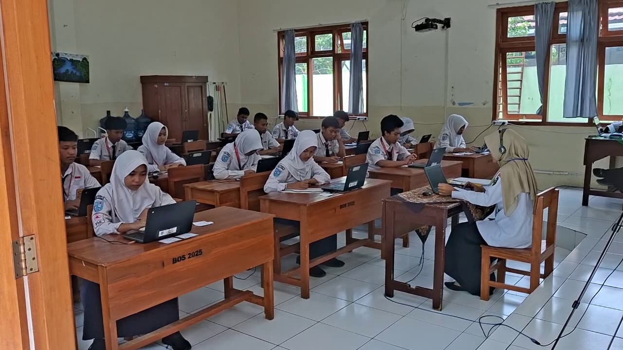 Digelar Dua Hari, 3.044 Siswa SMP di Kota Madiun Ikuti TKA 2026 Secara Daring
