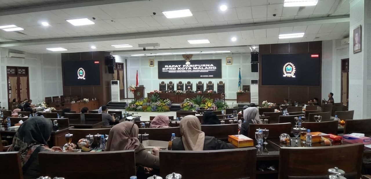 DPRD Kota Malang Harapkan Perda Bangunan Gedung Mampu Tertibkan Bangunan Liar yang Semrawut!