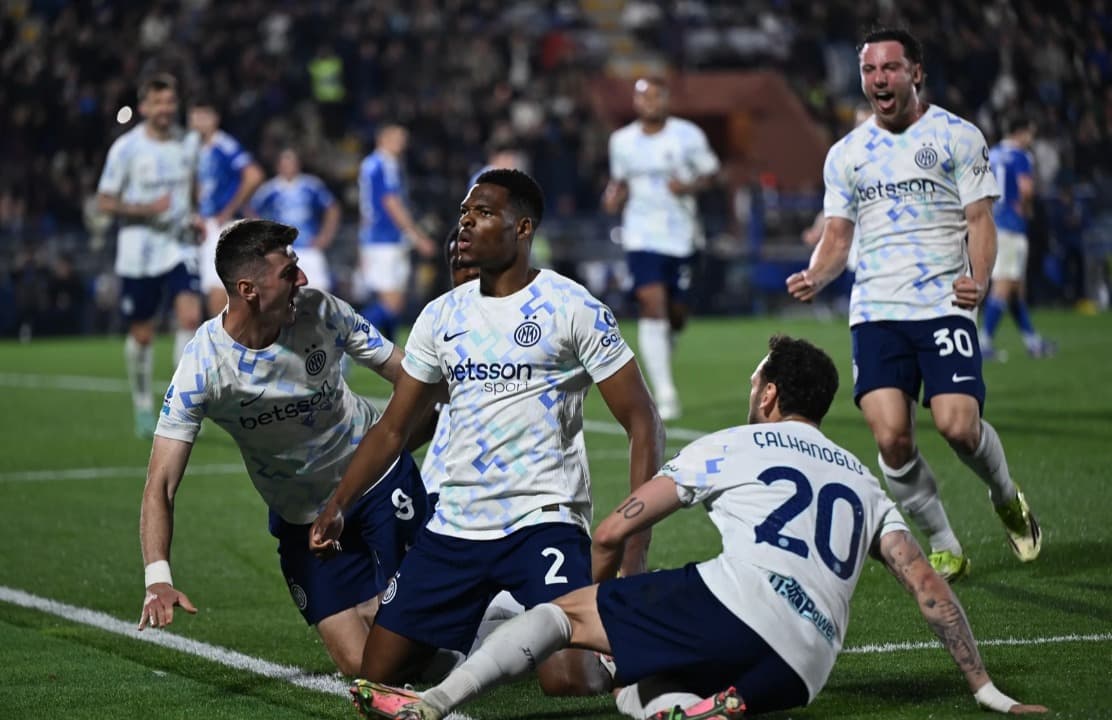 Hasil Liga Italia: Inter Milan Raih Kemenangan Dramatis di Kandang Como, Napoli Ditahan Imbang Parma