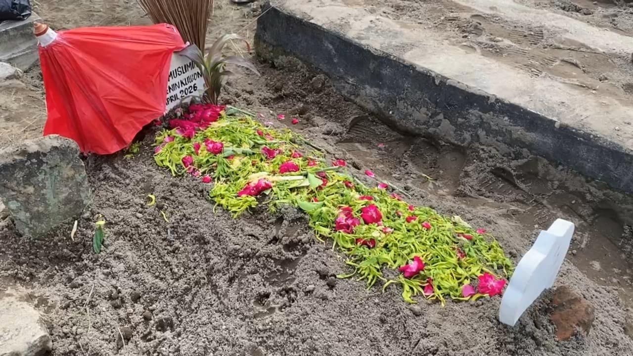 Pesan Terakhir Yai Mim Terwujud, Dimakamkan di Blitar Satu Kompleks dengan Orang Tua