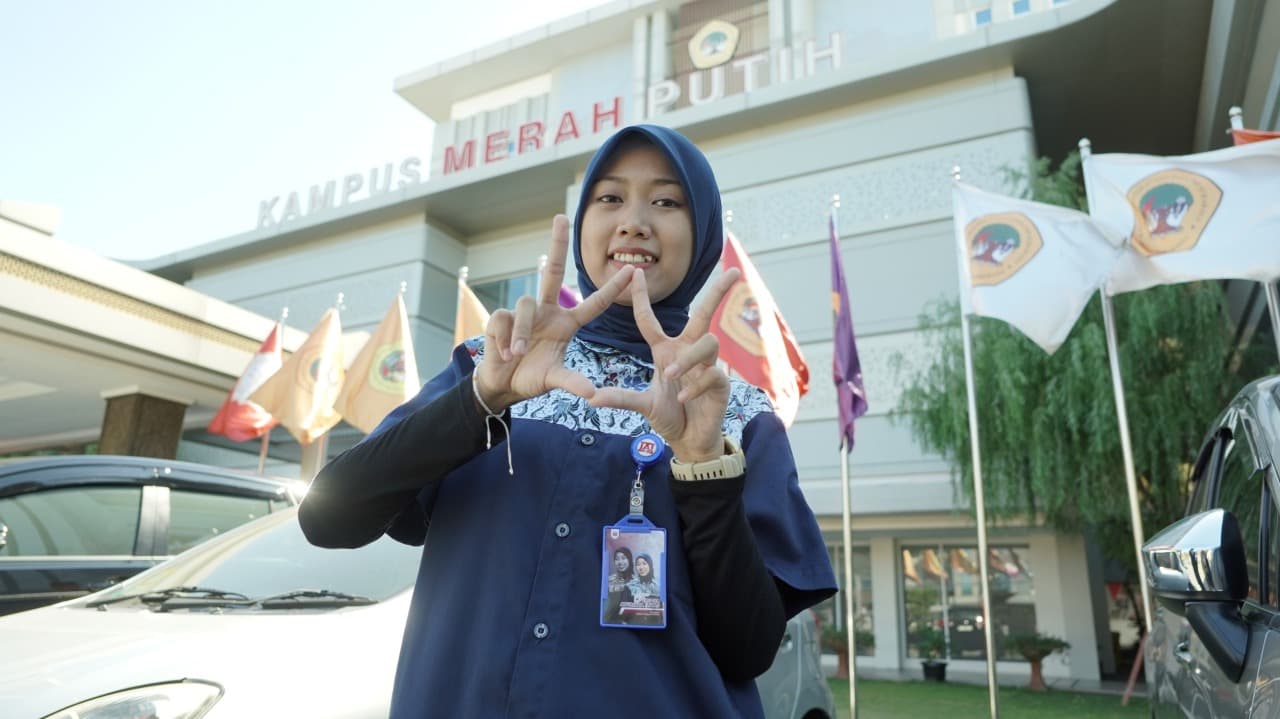 Mahasiswa Untag Surabaya Jabat Ketua Pengurus Anggota Muda IAI Jatim