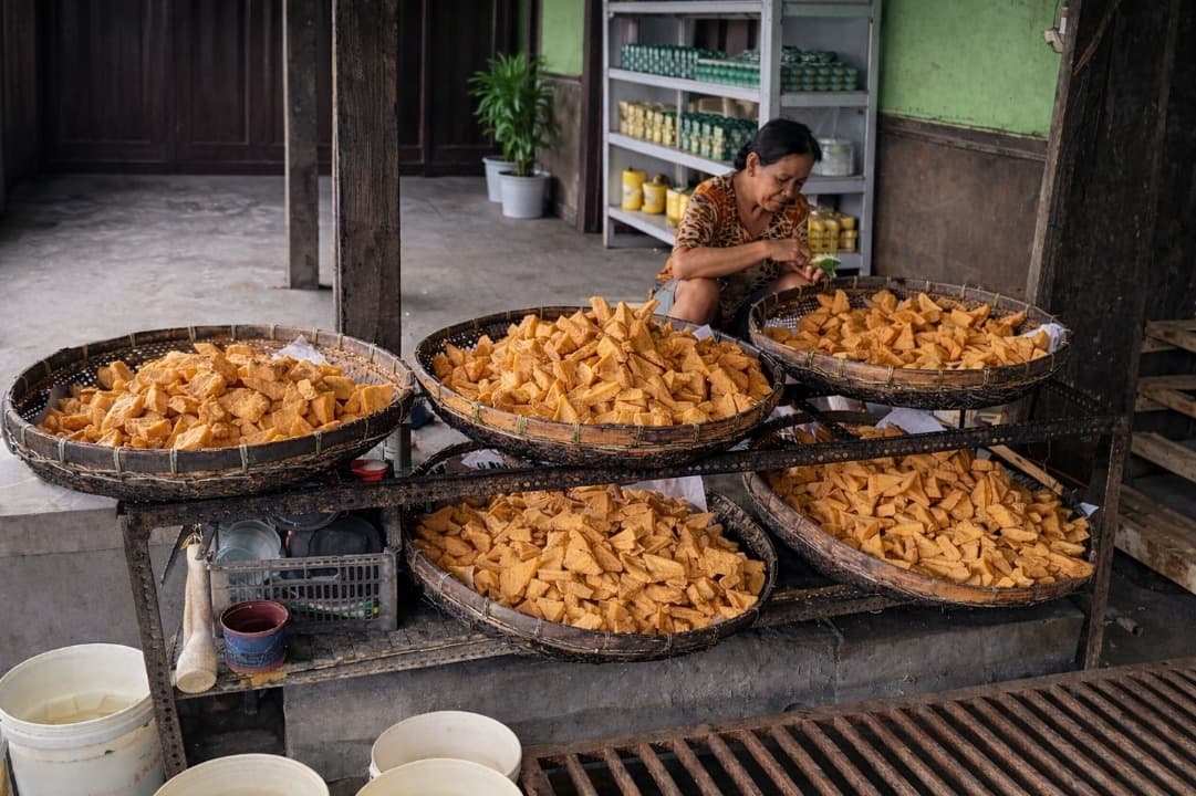 Kisah Nia Anggraini, Perempuan Tangguh yang Tumbuh Bersama PNM Mekaar dan BRI