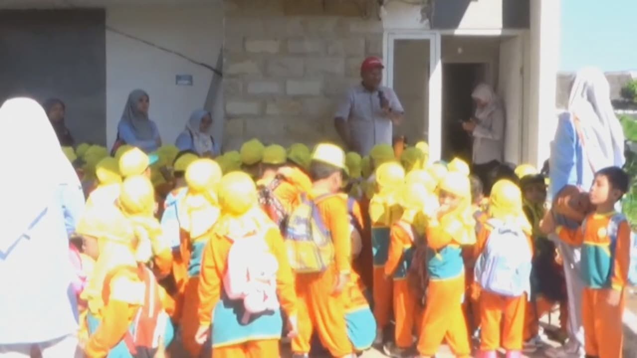 Edukasi Media Sejak Dini, KB Al-Baitul Amin Kunjungi JTV Jember