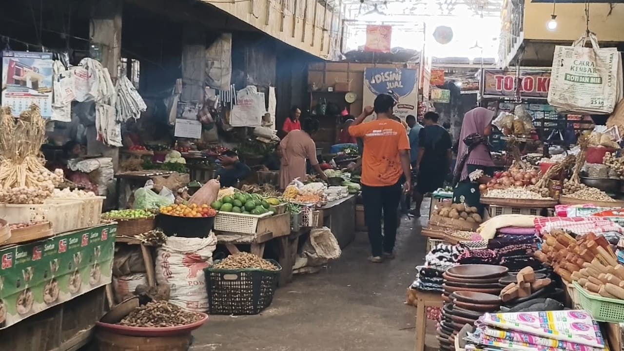 Harga Cabai Besar Naik, Cabai Rawit Turun, Ini Perkembangan Harga Pangan Jatim Hari Ini