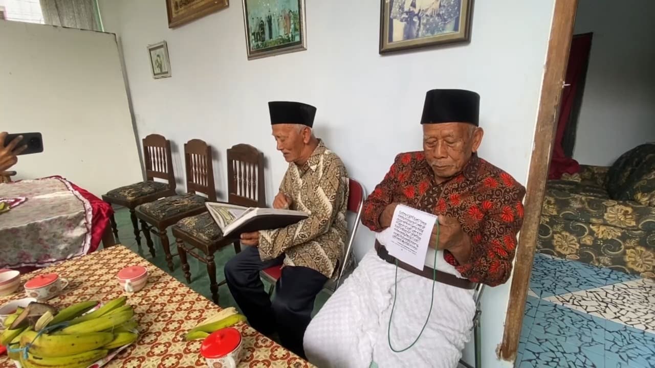 Nunggu 9 Tahun, Kakak Beradik di Blitar Akhirnya Berangkat Haji, Sang Kakak Jadi Tertua