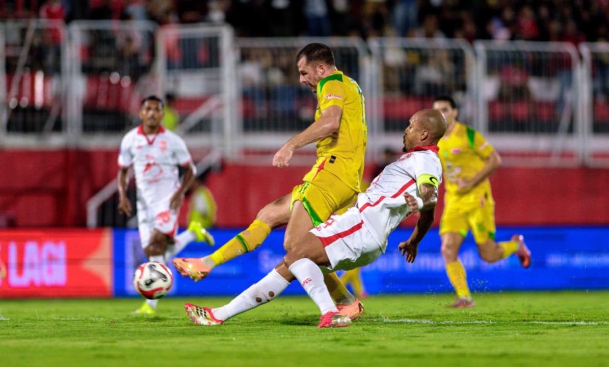 Hasil Super League: Beda Nasib Persebaya dan Persik di Laga Tandang