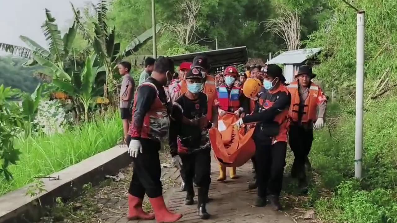 Sepeda Motor Misterius Di Jembatan Ngujur Berujung Penemuan Jasad Pelajar SMK