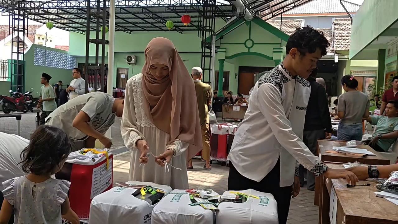 Usia 15 Tahun, Siswi MA Ini Jadi Jemaah Haji Termuda Asal Ponorogo