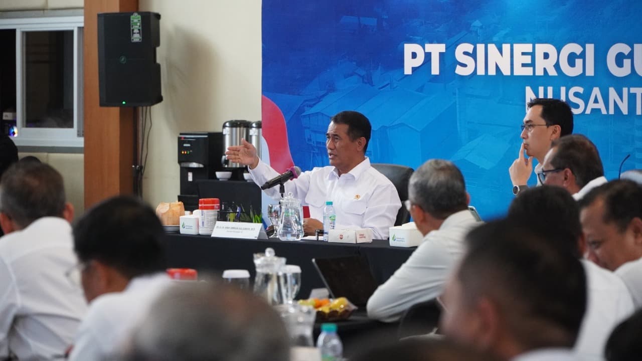 Mentan Targetkan Swasembasa Pangan Nasional Sektor Gula