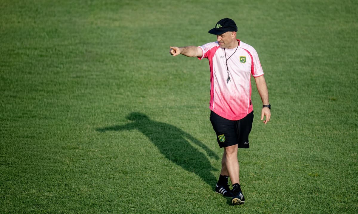 Arema FC vs Persebaya, Tavares Ungkap Pentingnya Laga Ini Bagi Bonek