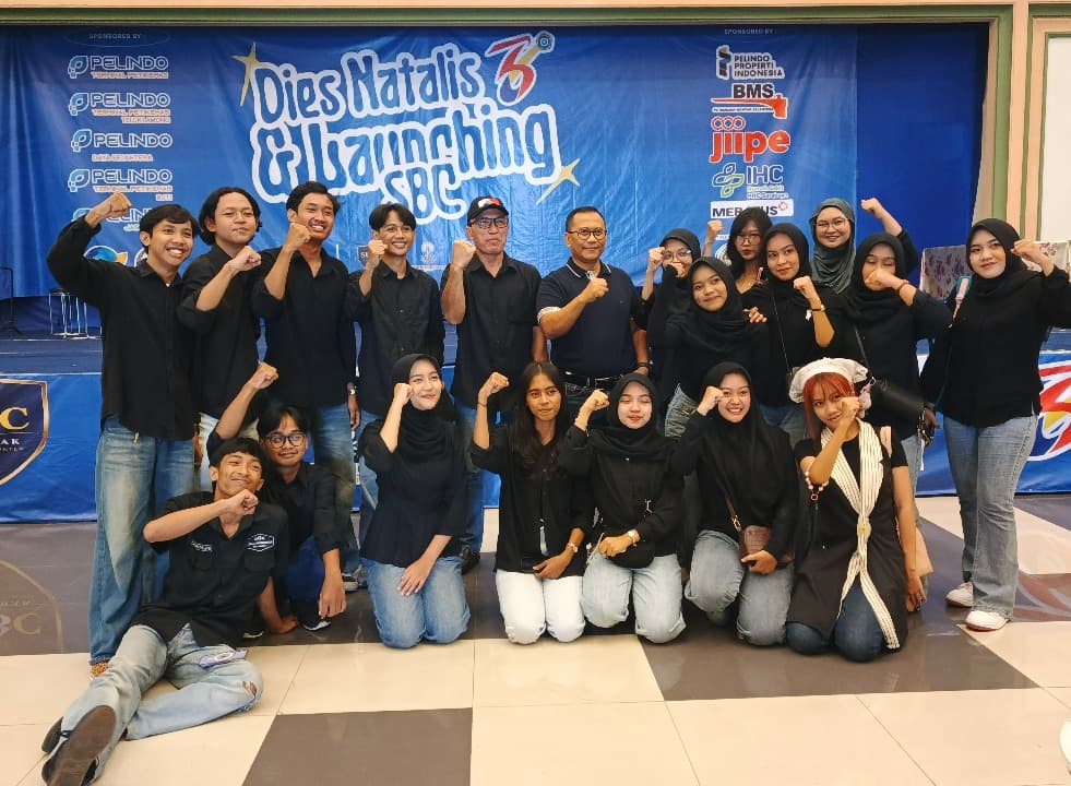 Peringati Hardiknas dan Dies Natalies ke-36, STIAMAK Barunawati Surabaya Launching Bussines Centre