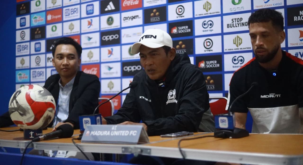 Rakhmad Basuki Lega Madura United Menjauh dari Zona Degradasi