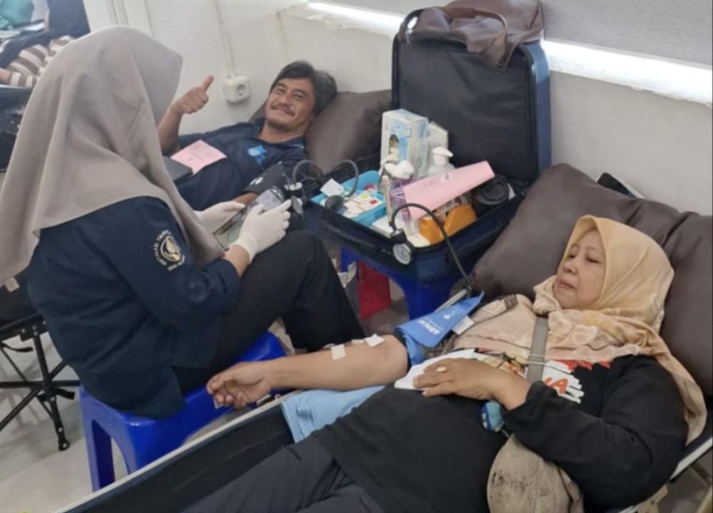Donor Darah BIMITS 2026, ITS Sumbang 94 Kantong Darah ke ITD RSUD Dr Soetomo