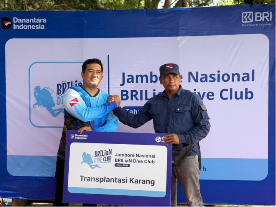 Pulihkan Ekosistem Laut Aceh, Pekerja BRI Transplantasi Terumbu Karang di Sabang
