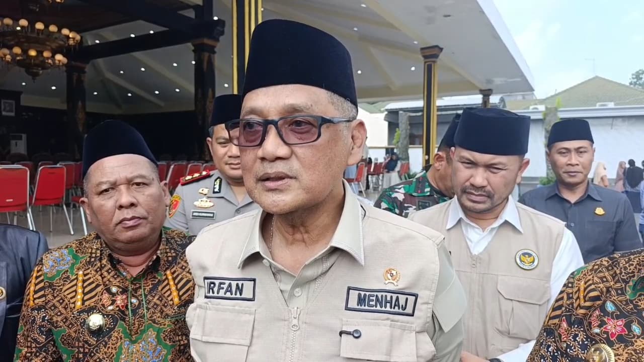 Menteri Haji Lepas Jamaah asal Jombang, Satgas Gabungan Gagalkan Puluhan Haji Ilegal