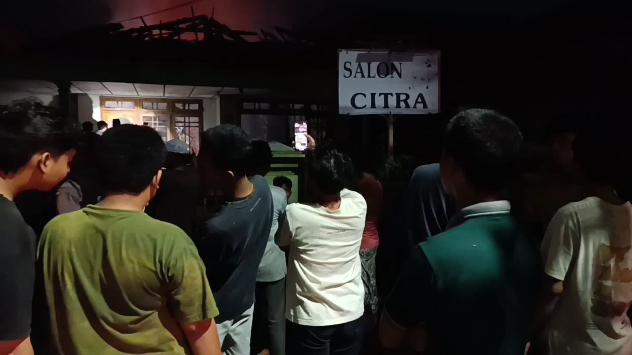 Dua Kali Ledakan Warnai Kebakaran Salon Rias Pengantin Di Pasuruan