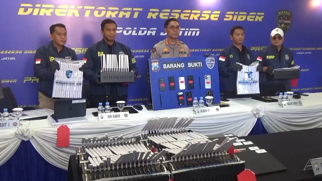 Ditressiber Polda Jatim Ungkap Bisnis OTP Ilegal Bernilai Rp1,2 Miliar