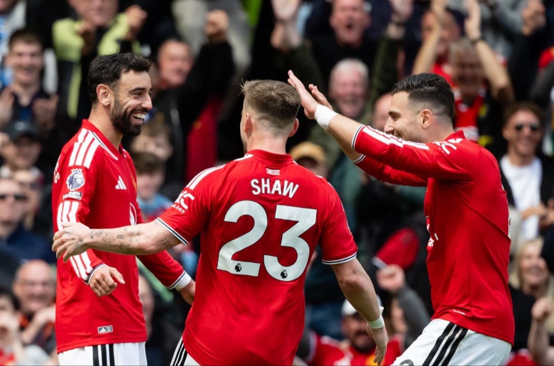 Hasil Liga Inggris: Manchester United Menang Dramatis Kontra Nottingham Forest, West Ham Terancam Degradasi