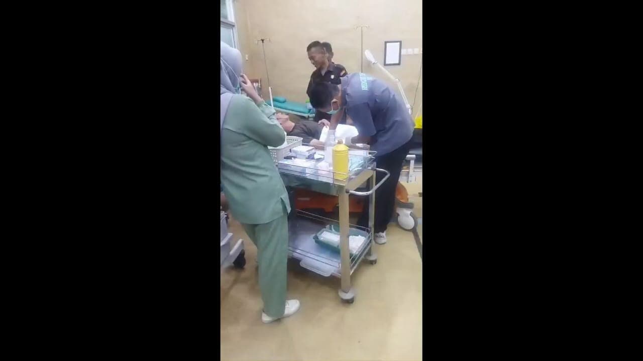 Perawat RSUD Waluyo Jati Kraksaan Dibacok dan Motor Dirampas Komplotan Begal di Probolinggo