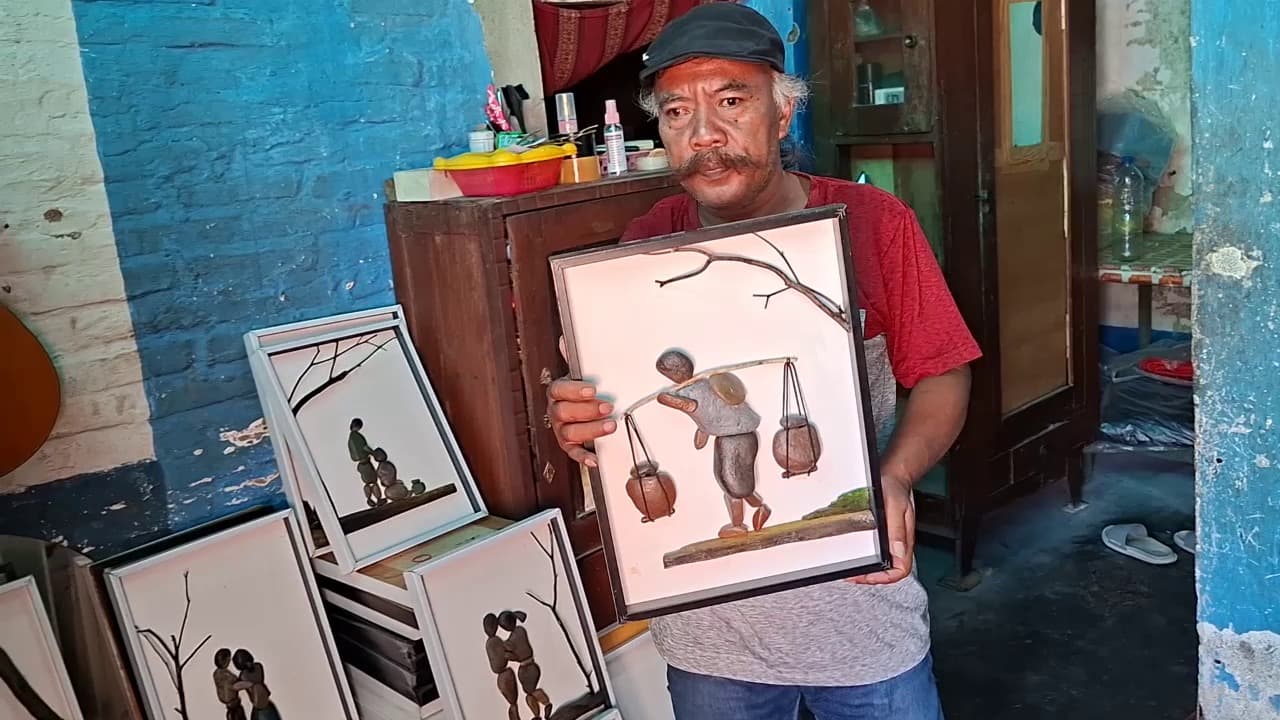 Dari Tepian Sungai Jadi Karya Seni Bernilai Jual, Warga Madiun Sulap Batu Kali Menjadi Dekorasi Unik