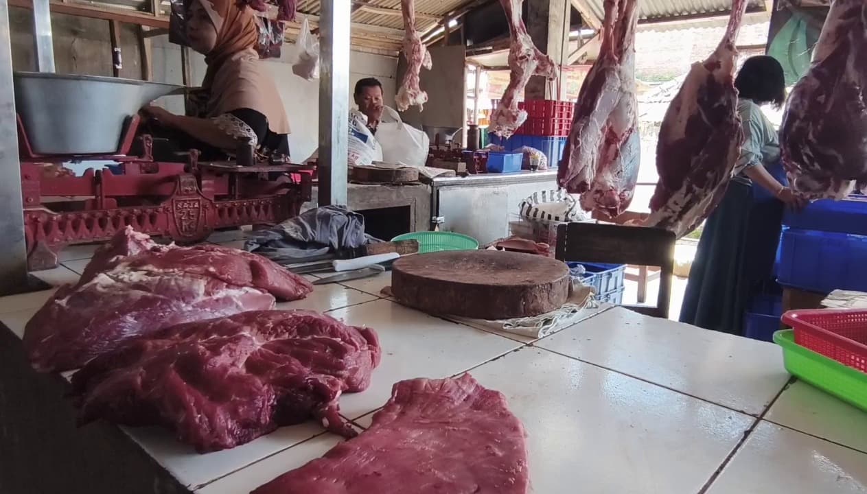 Musim Hajatan Dongkrak Penjualan Daging Sapi Pasca Iduladha