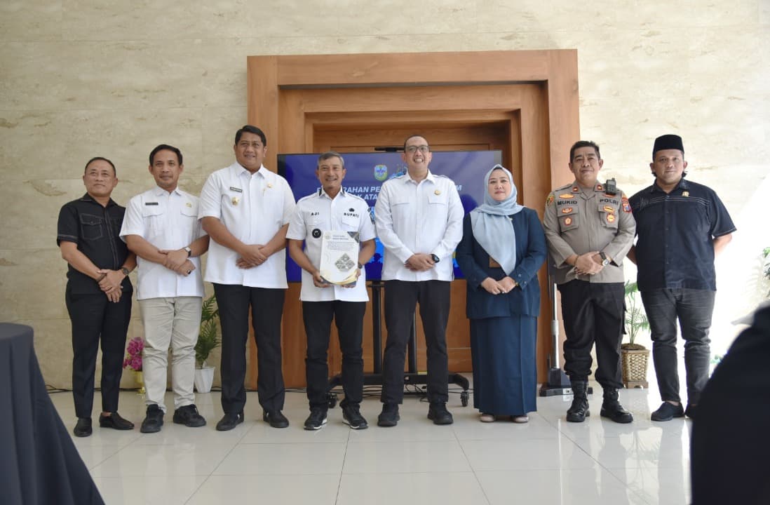Kejaksaan Serahkan Legal Opinion, Pemkab Pacitan Siap Sesuaikan 47 Perda dengan KUHP Nasional