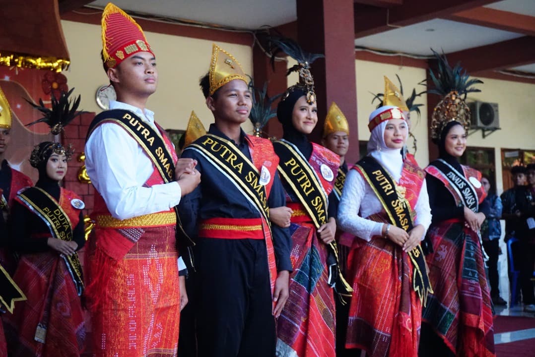 Anak Yatim Raih Mahkota SMASA Probolinggo Ambassador 2026, Desti Wujudkan Mimpi dan Warisan Sang Ayah