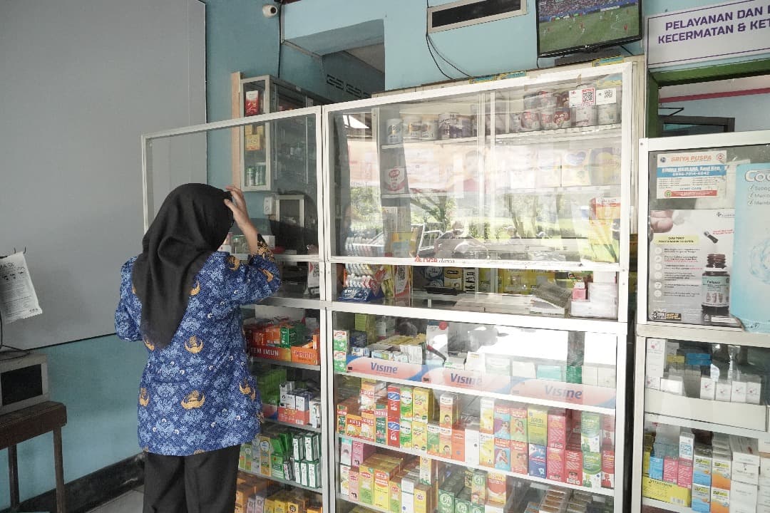 Kena Imbas Biaya Produksi, Harga Obat di Pacitan Naik