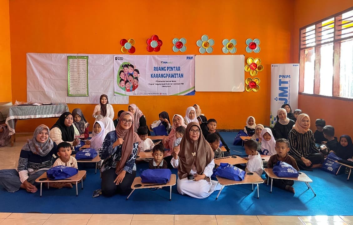 Senangnya Anak-Anak Bisa Belajar Gratis di Ruang Pintar Karangpawitan