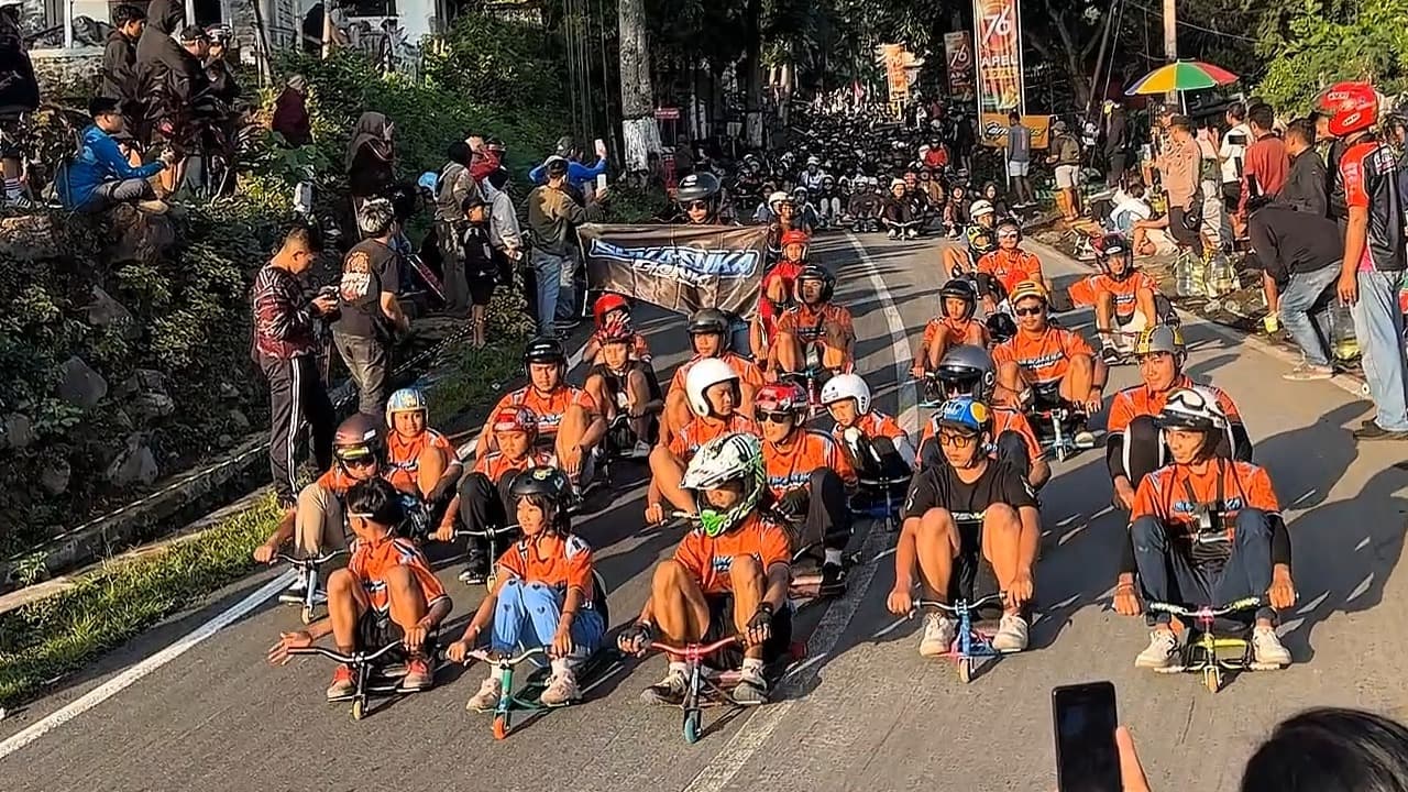 Gledekan Tretes Jadi Wisata Adrenalin Isi Libur Sekolah
