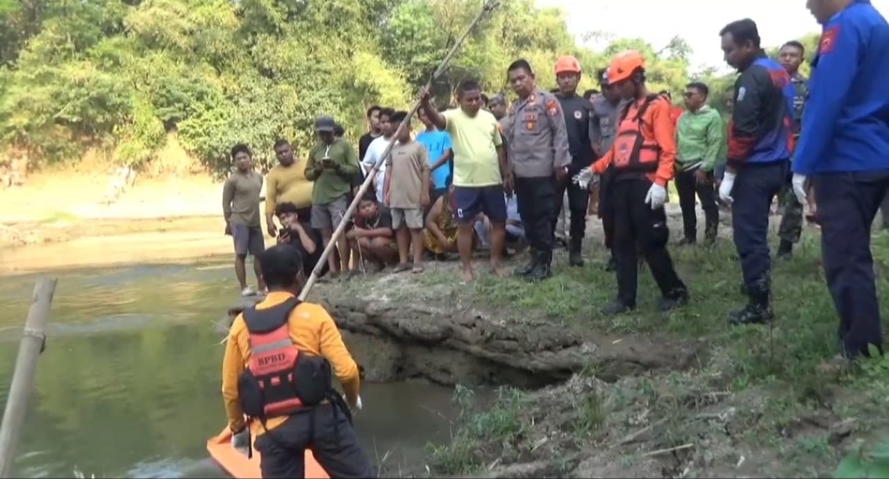 Mayat Wanita Muda Ditemukan Mengambang di Aliran Bengawan Madiun Ngawi
