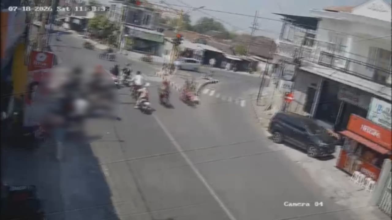 Curanmor Terjatuh Saat Kabur, Pelaku Dimassa