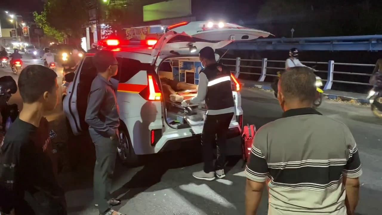 Dua Sepeda Motor Bertabrakan di Siman Ponorogo, Anak 5 Tahun Ikut Jadi Korban