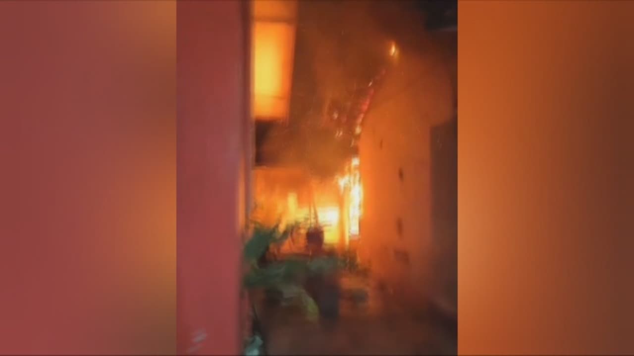 Koperasi dan Musala SDN Cindogo 1 Terbakar