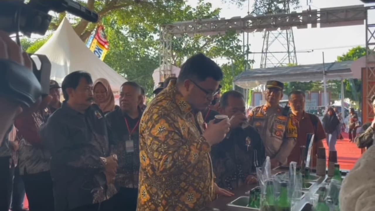 Hari Koperasi ke-79, Dekopinda Kabupaten Kediri Gelar Gebyar UMKM, Dorong Pelaku Usaha Naik Kelas