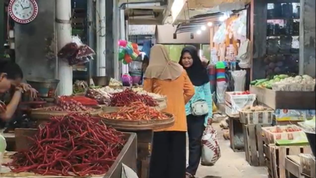 Efek MBG, Harga Wortel dan Buncis Melonjak di Pasar Sayur Magetan