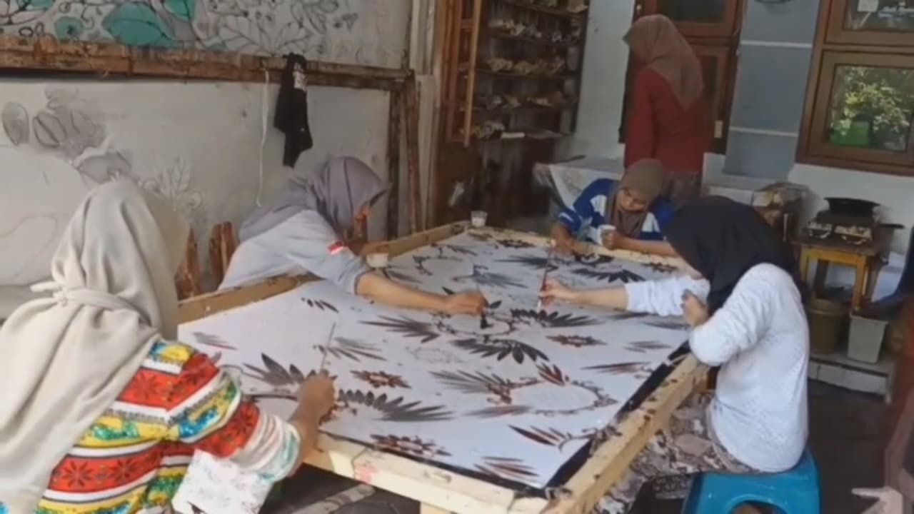 Batik Motif JFC Tembus Pasar Mancanegara