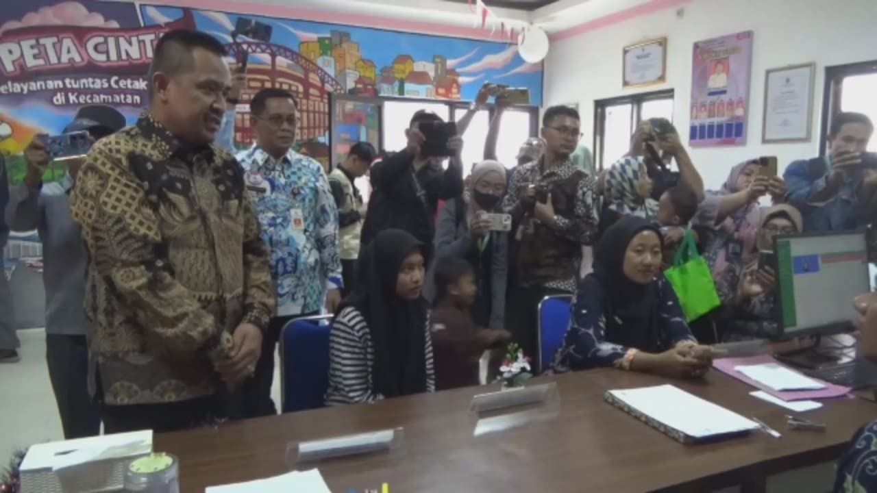 Dirjen Dukcapil Apresiasi Layanan Adminduk Jember