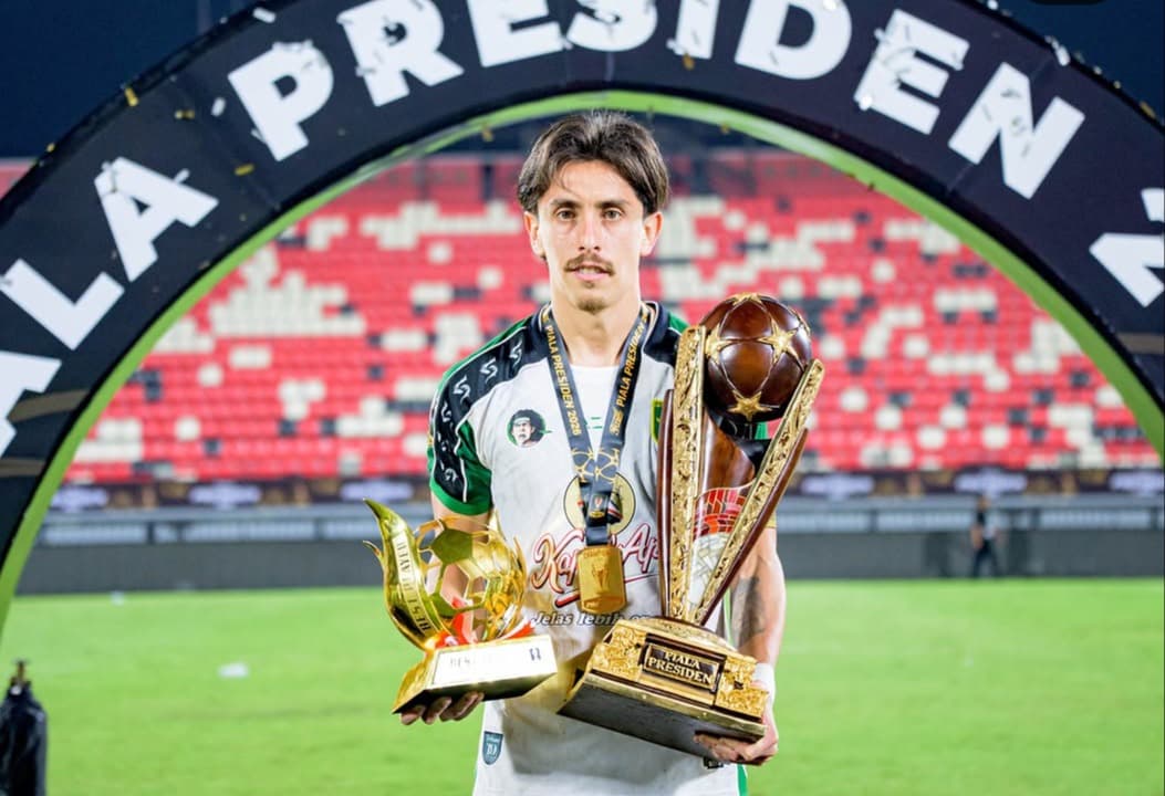 Raih Pemain Terbaik, Rivera Pede Bawa Persebaya Tatap Musim 2026-2027