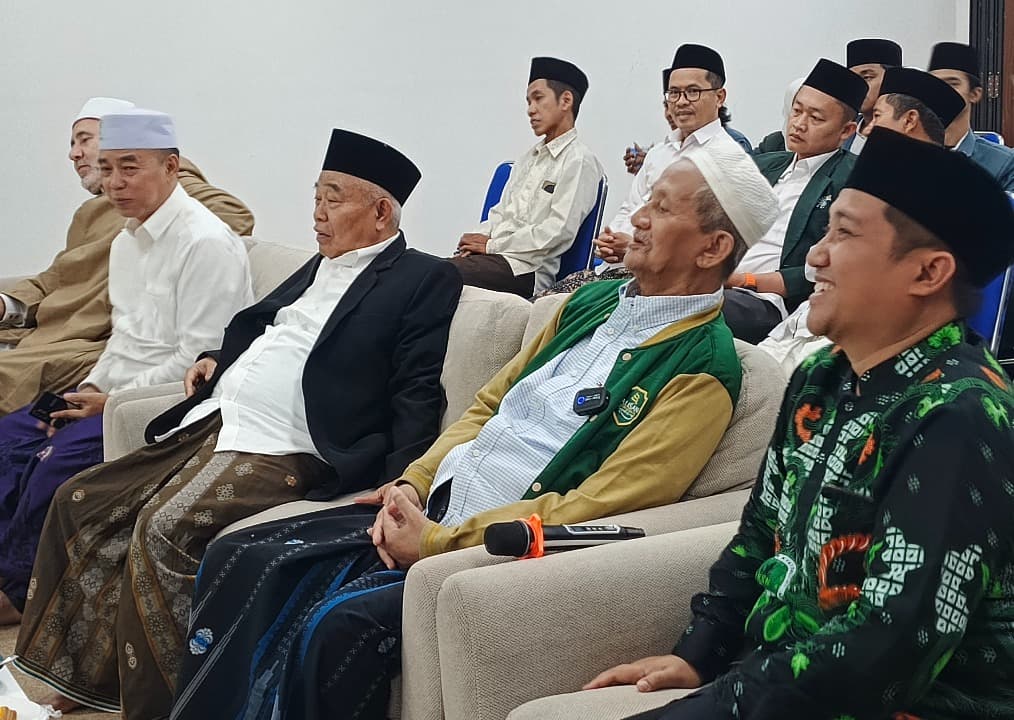 Jelang Muktamar ke-35 NU, Kiai Asep Pesankan NU Harus Kembali Dikendalikan Ulama