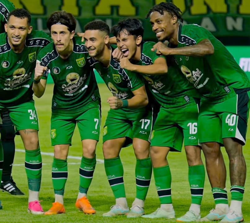 Gol Akrobatik Walberr Mota Bawa Persebaya Menang Atas Penang FC