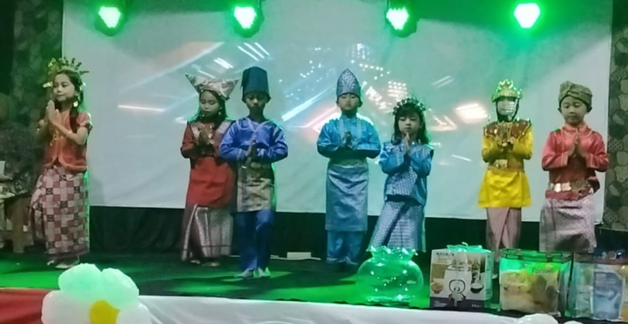 HUT Ke-81 RI Jadi Momentum Tujuh Tahun Kebersamaan dan Kreativitas Anak Bougenville Jember