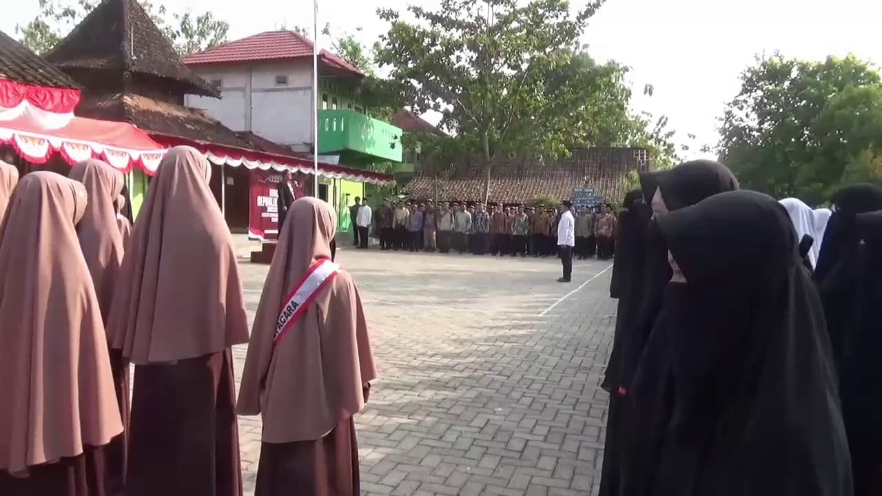 Mantan Anggota Jemaah Islamiyah dan Napiter Ikuti Upacara Kemerdekaan di Ngawi