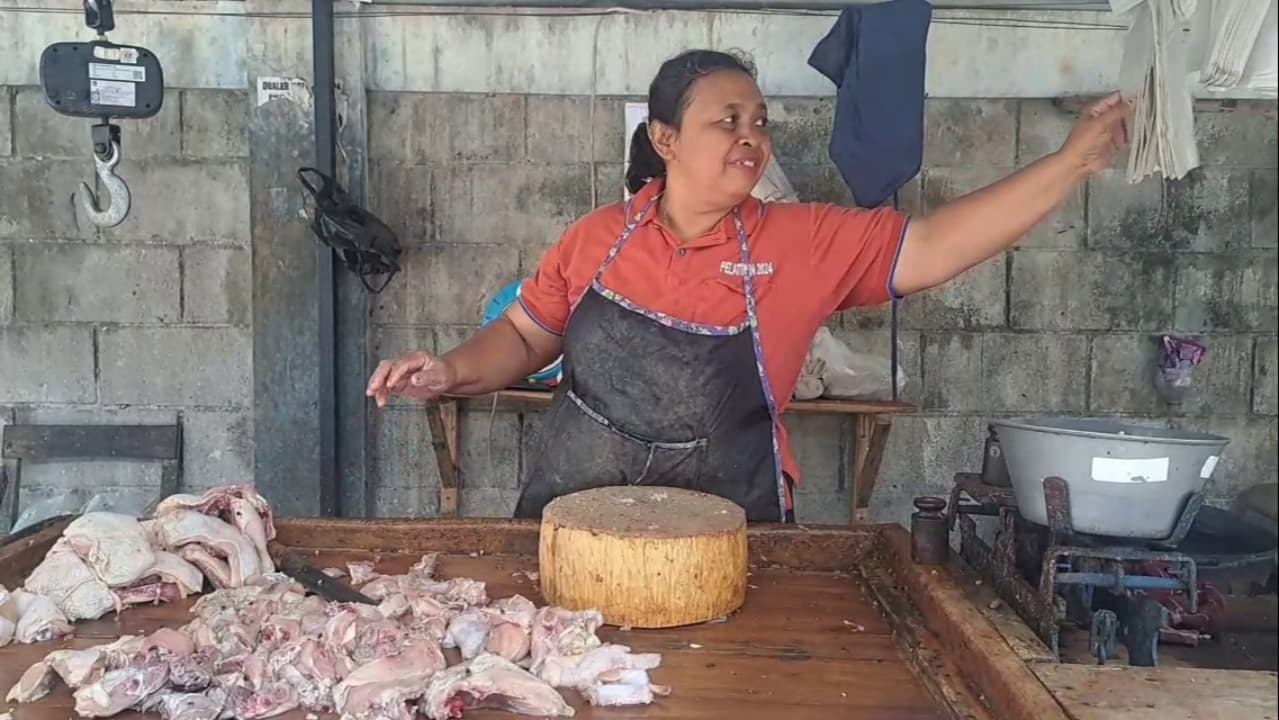 Harga Daging Ayam Potong Tembus Rp42 Ribu per Kilogram