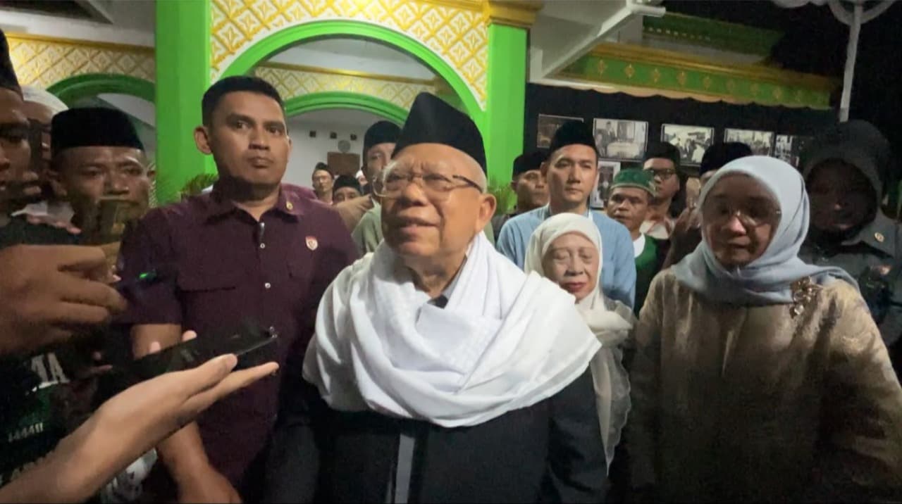 Ziarahi Makam Pendiri NU, Ma'ruf Amin Berharap Muktamar Lahirkan Pemimpin Terbaik