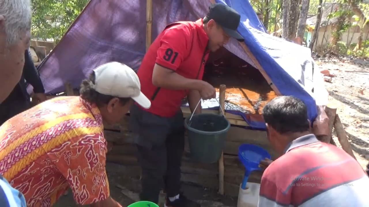 11 Dusun Terdampak Kekeringan, Warga Ngawi Andalkan Dropping Air Bersih